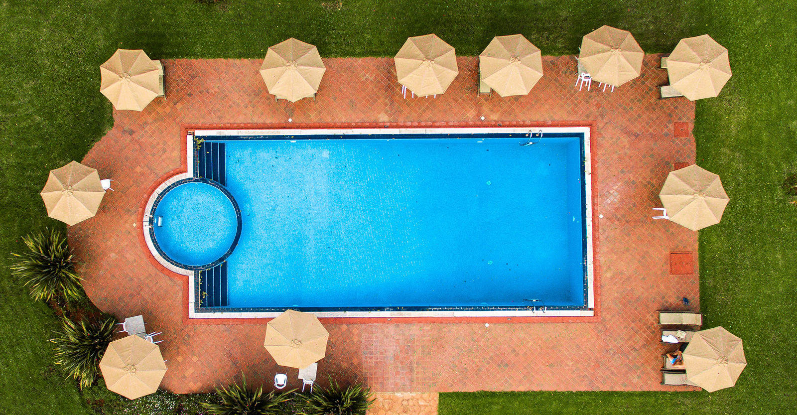 Acacia Farm Lodge thumbnail 4